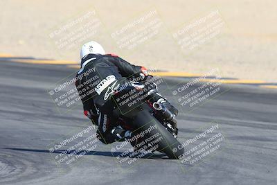 media/Dec-05-2024-Racers Edge (Thu) [[e102e0690b]]/3-B Group/Session 1 Turn 8 Backside/